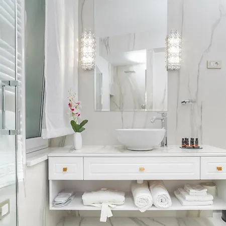 Ann Luxury 4* ספליט