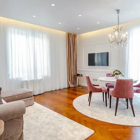 Ann Luxury לינה וארוחת בוקר ספליט
